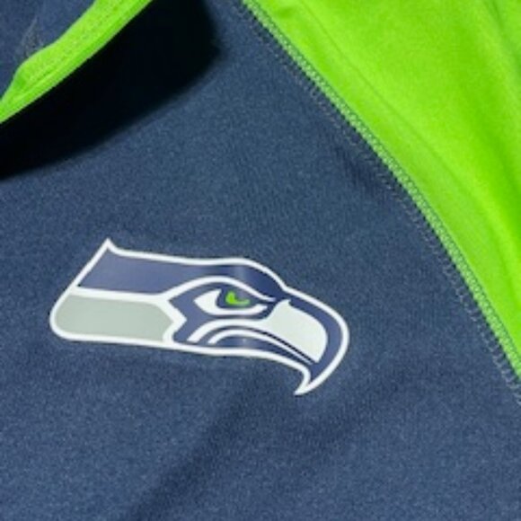 Team Apparel  Navy and Green Seahawk Quarter Zip Shirt - Mens Size XL - Picture 3 of 6